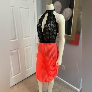 D I V I D E D by H&M Sheer Pleated Skirt